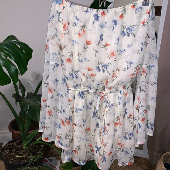 NEW HOLLISTER off-shoulder romper - Picture 1 of 5